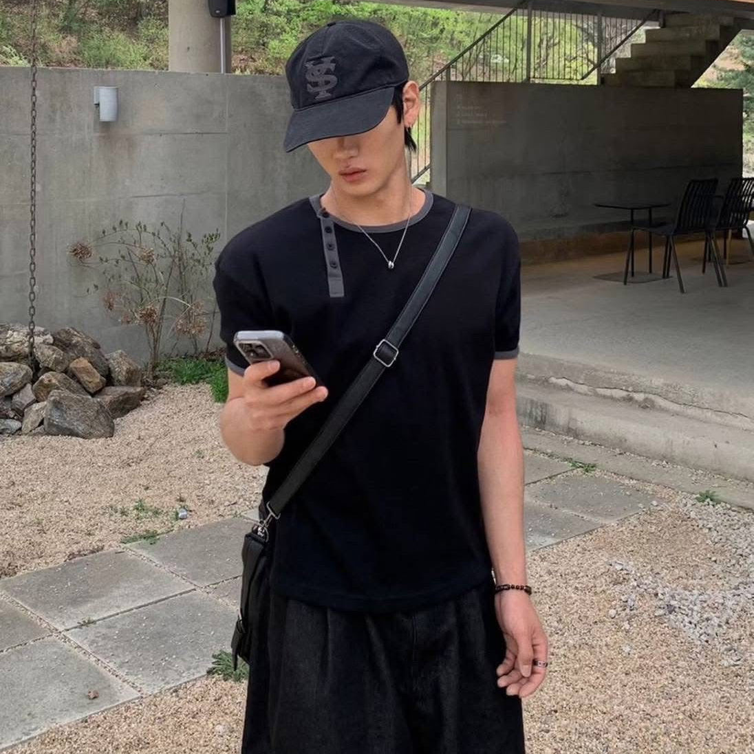 韓國🇰🇷 Vass 羅紋排扣 短袖