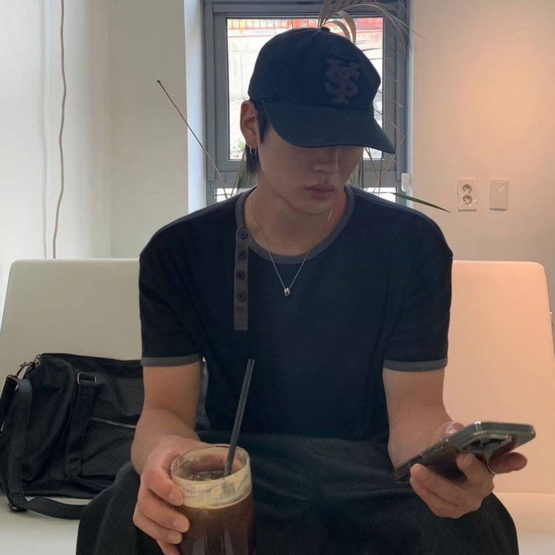 韓國🇰🇷 Vass 羅紋排扣 短袖