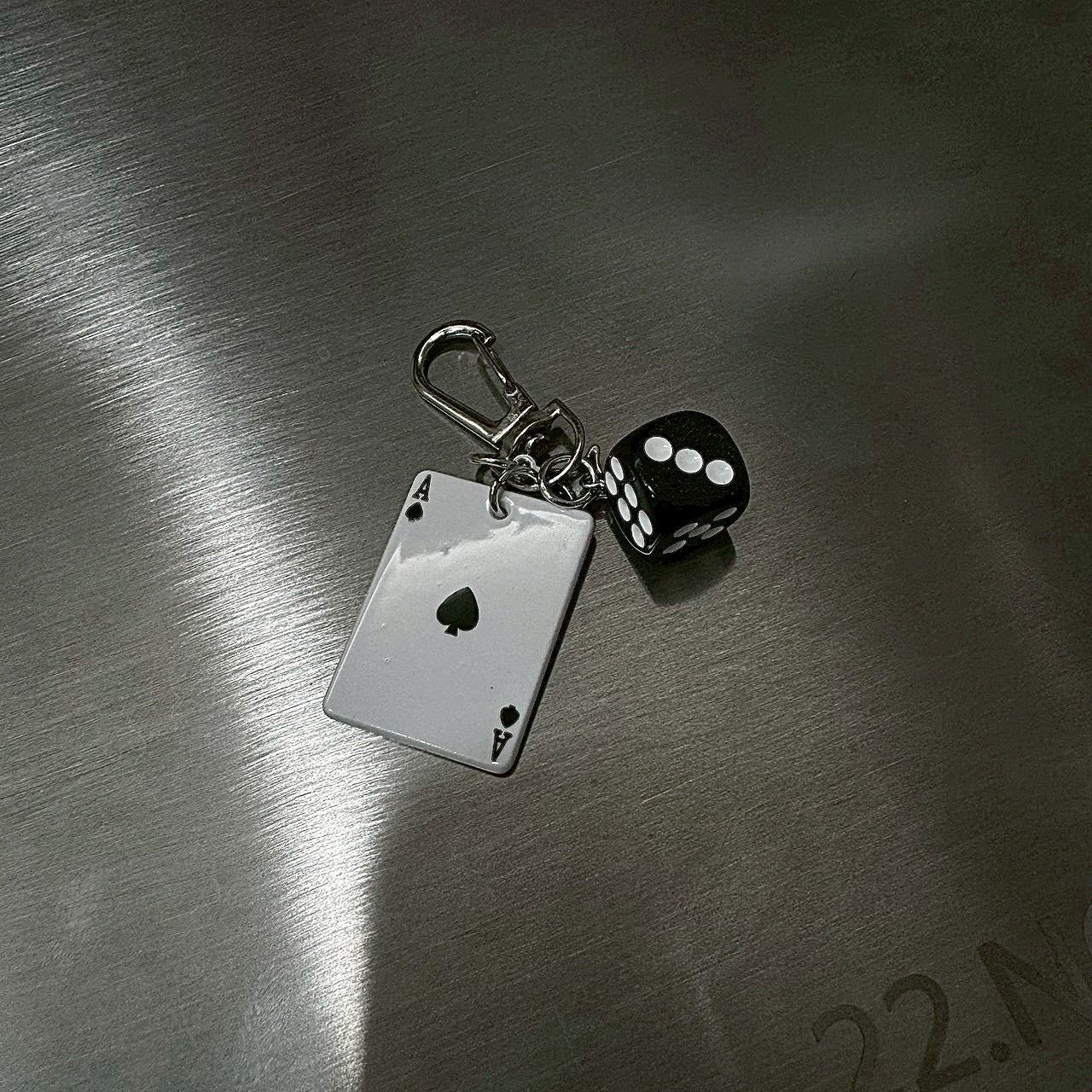 質感芒星黑骰撲克褲飾